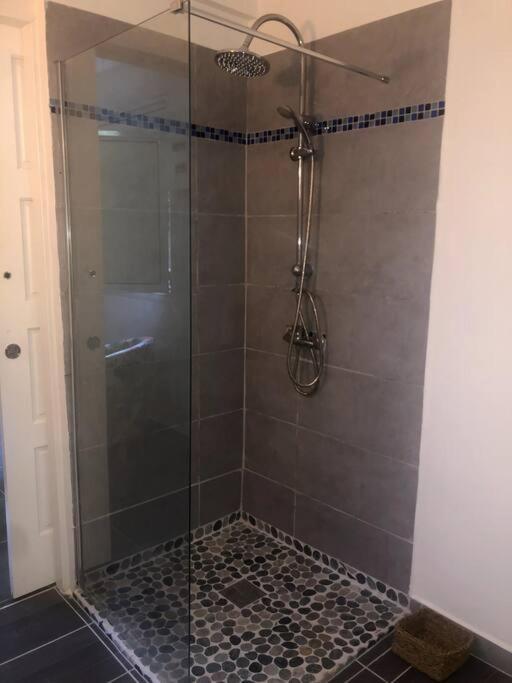 Saint-Joseph Studio Cosy Avec Piscine מראה חיצוני תמונה